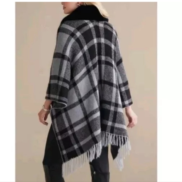 Soft Surroundings Wool Alpaca Poncho Cardigan Sweater Plaid Fringed Woman One Sz